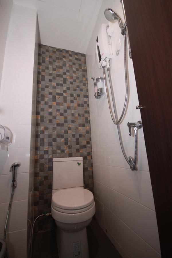 Darin Hostel Банкок Екстериор снимка