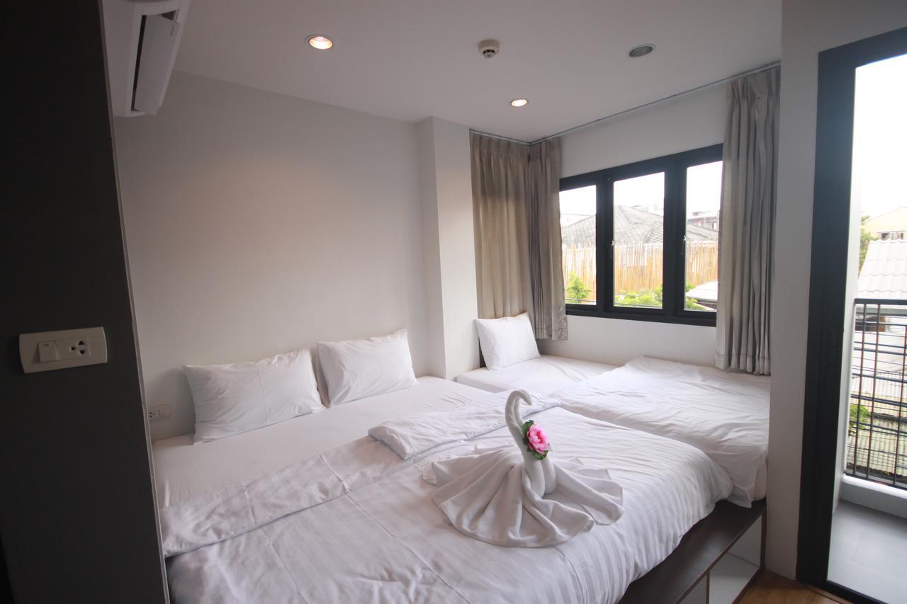 Darin Hostel Банкок Екстериор снимка
